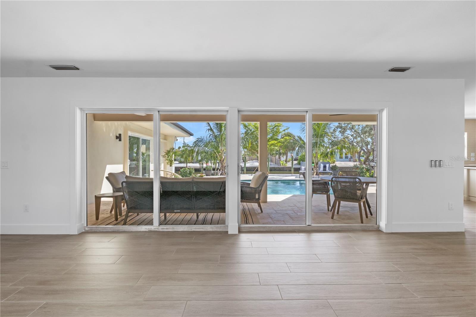 624 DUNDEE LN, HOLMES BEACH, FL — photo 12