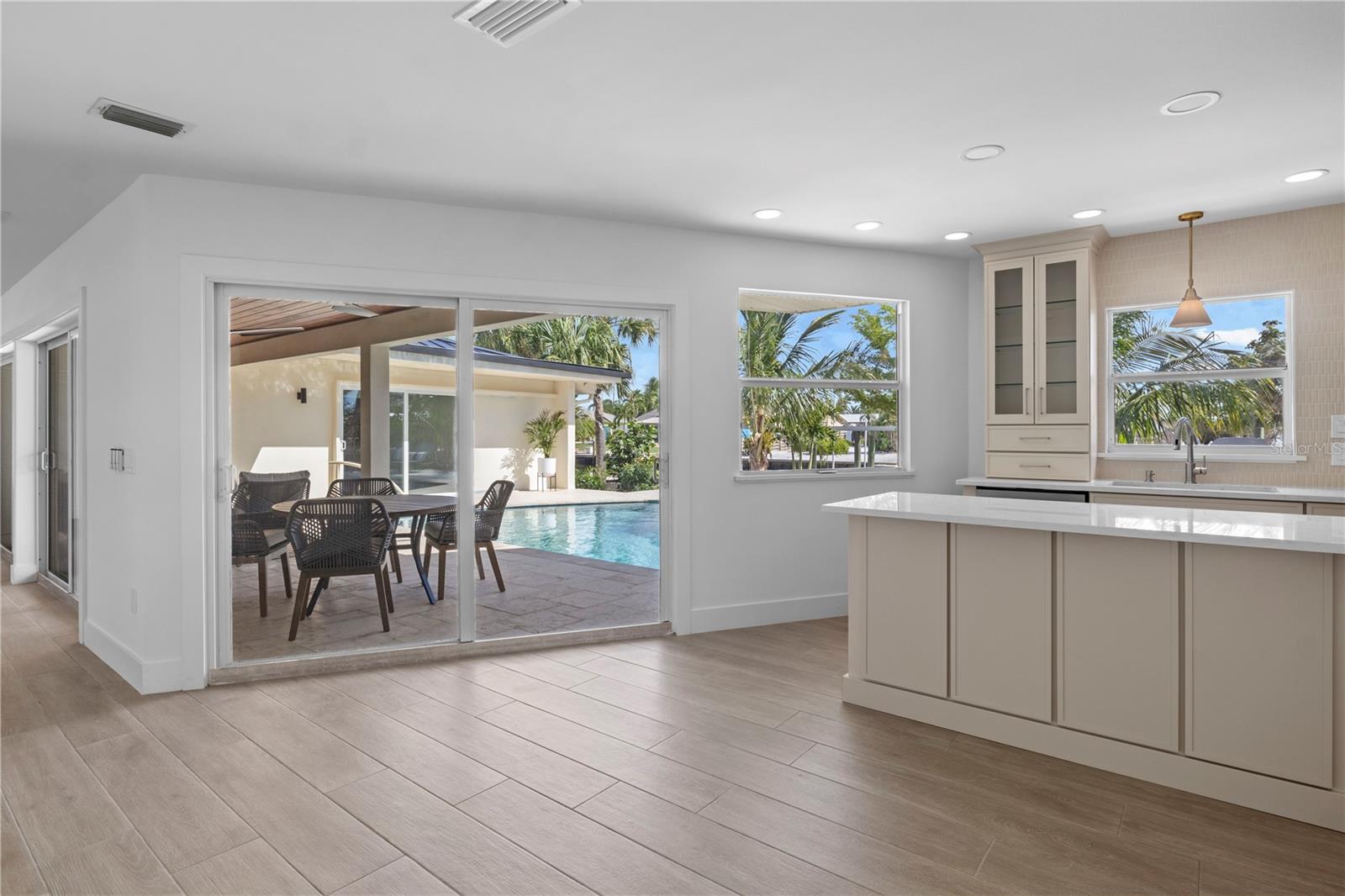 624 DUNDEE LN, HOLMES BEACH, FL — photo 19