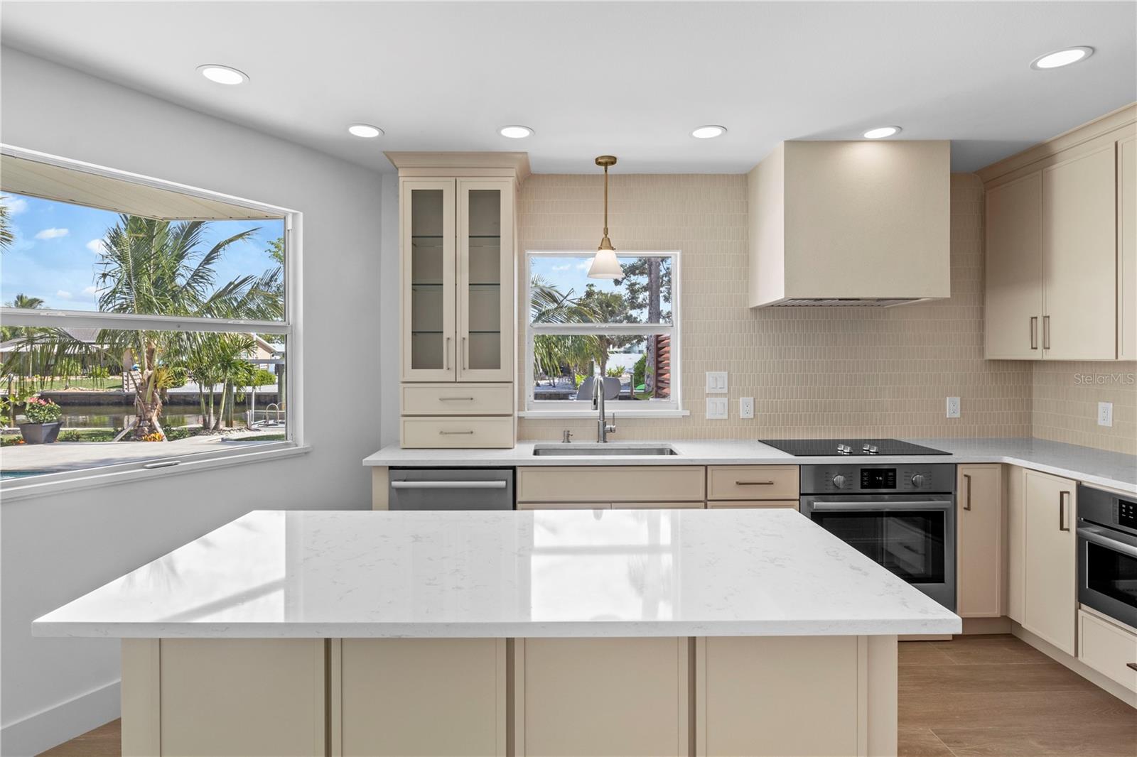 624 DUNDEE LN, HOLMES BEACH, FL — photo 25