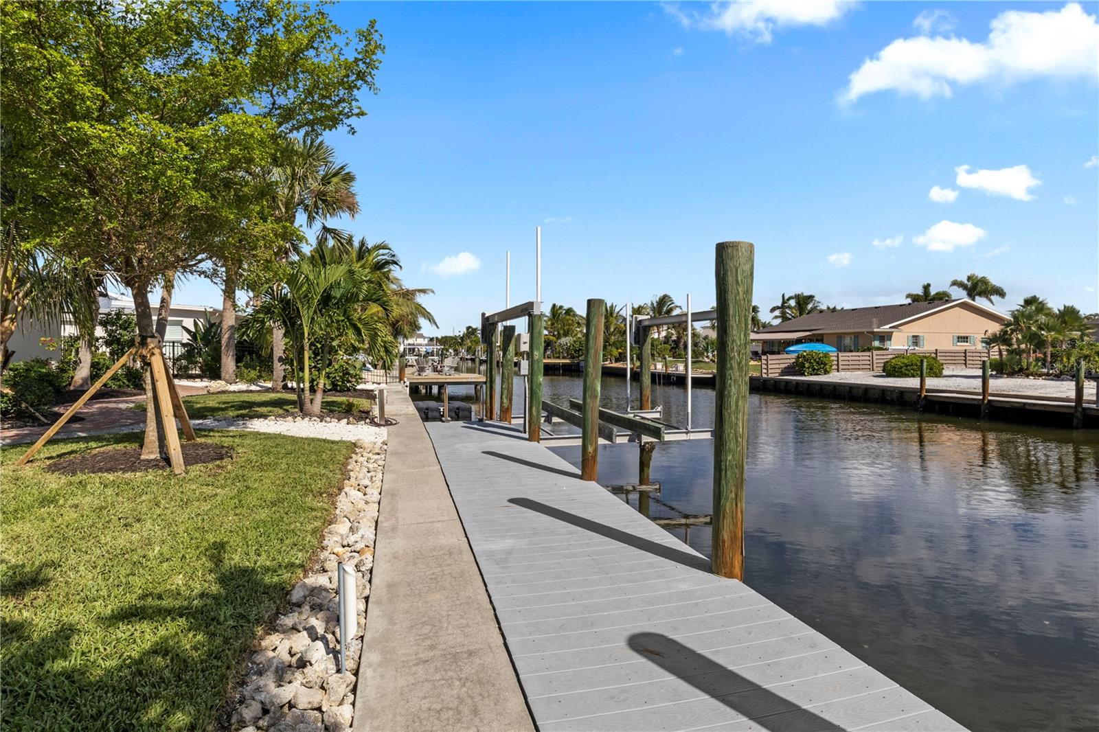 624 DUNDEE LN, HOLMES BEACH, FL — photo 55