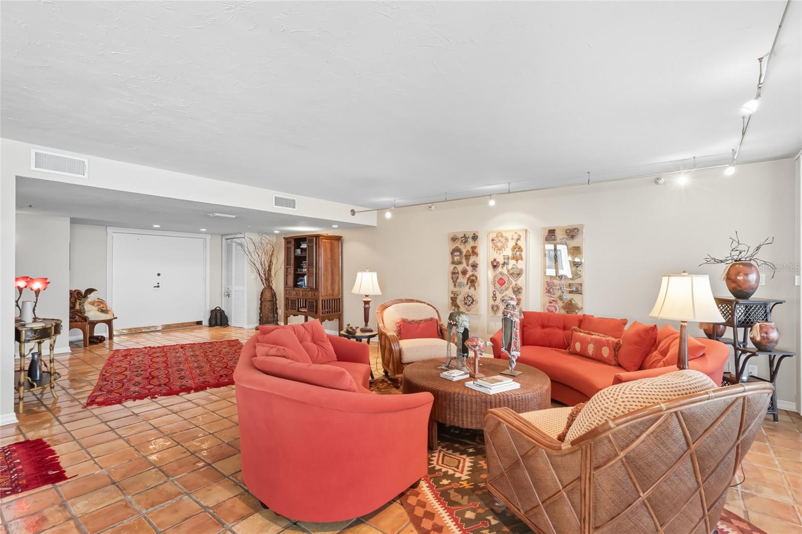 97 SUNSET DR #501, SARASOTA, FL — photo 9