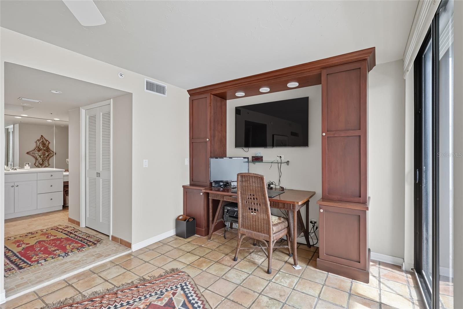 97 SUNSET DR #501, SARASOTA, FL — photo 31