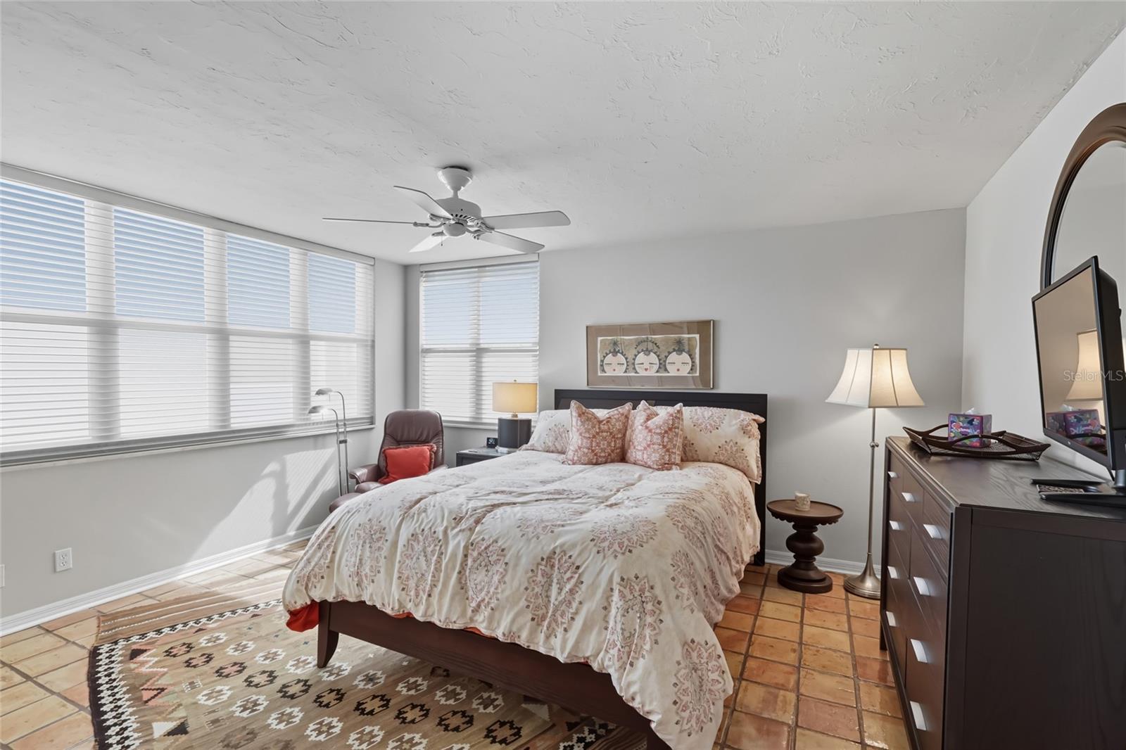 97 SUNSET DR #501, SARASOTA, FL — photo 33
