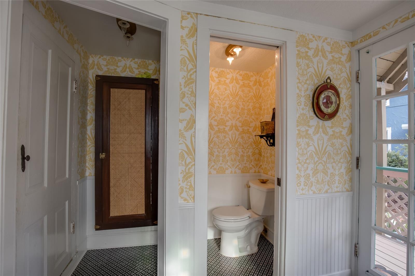 101 READ ST, TARPON SPRINGS, FL — photo 30