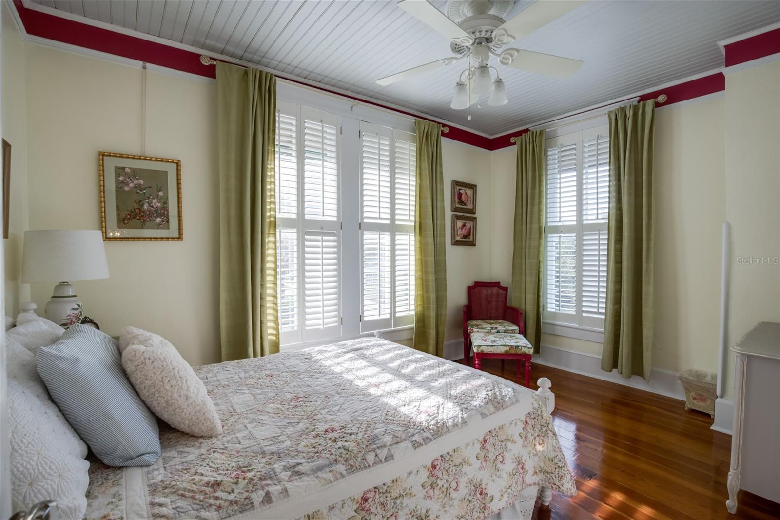 101 READ ST, TARPON SPRINGS, FL — photo 44