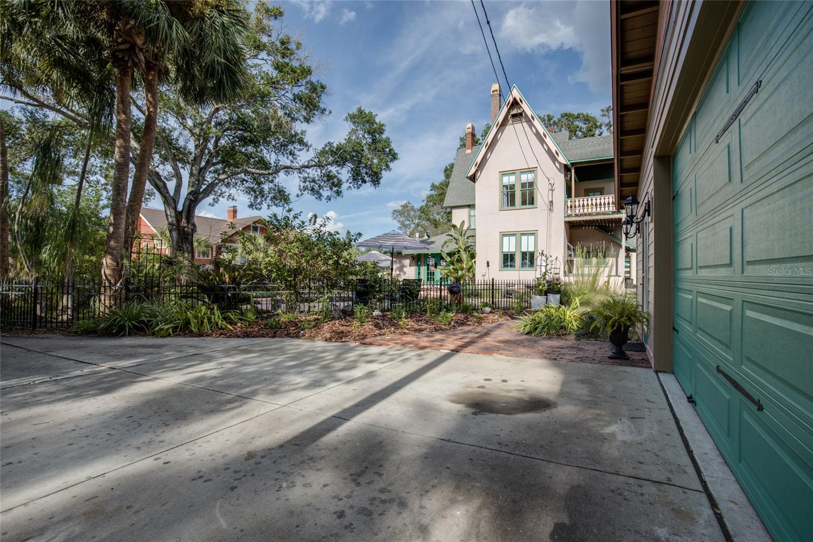 101 READ ST, TARPON SPRINGS, FL — photo 68