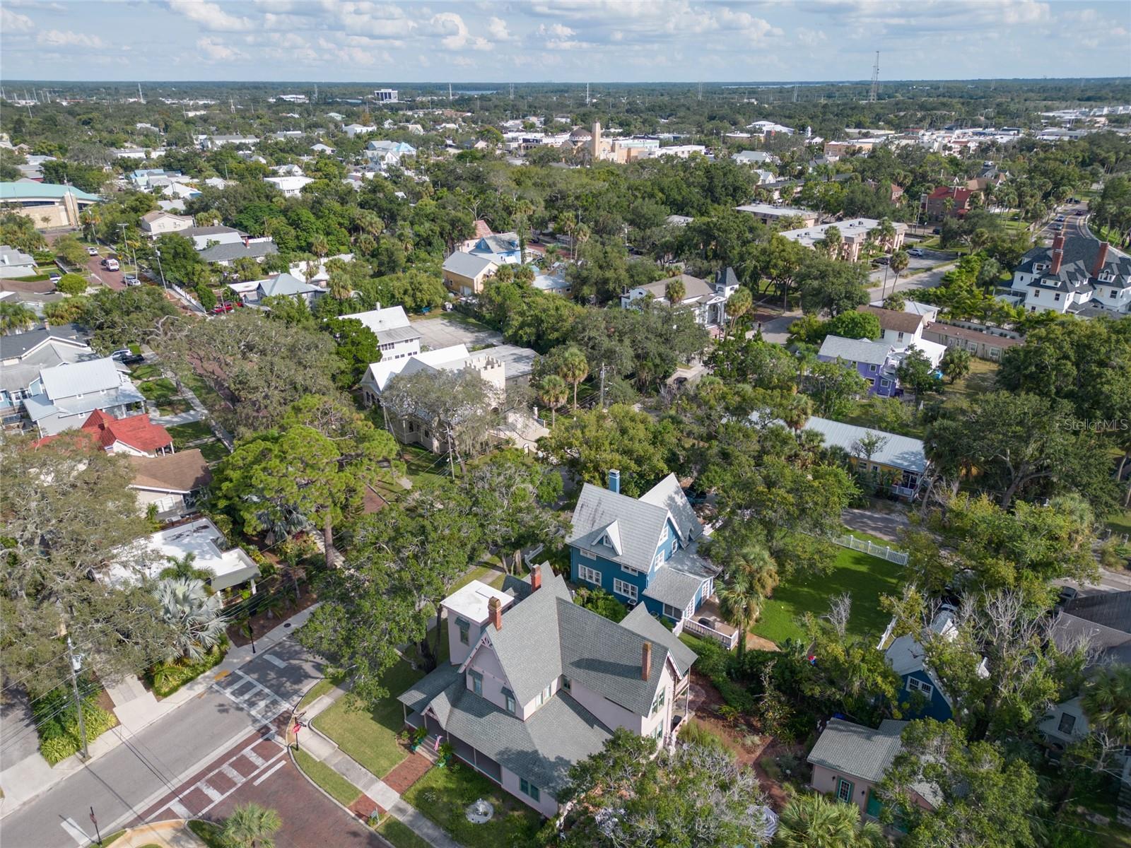 101 READ ST, TARPON SPRINGS, FL — photo 88