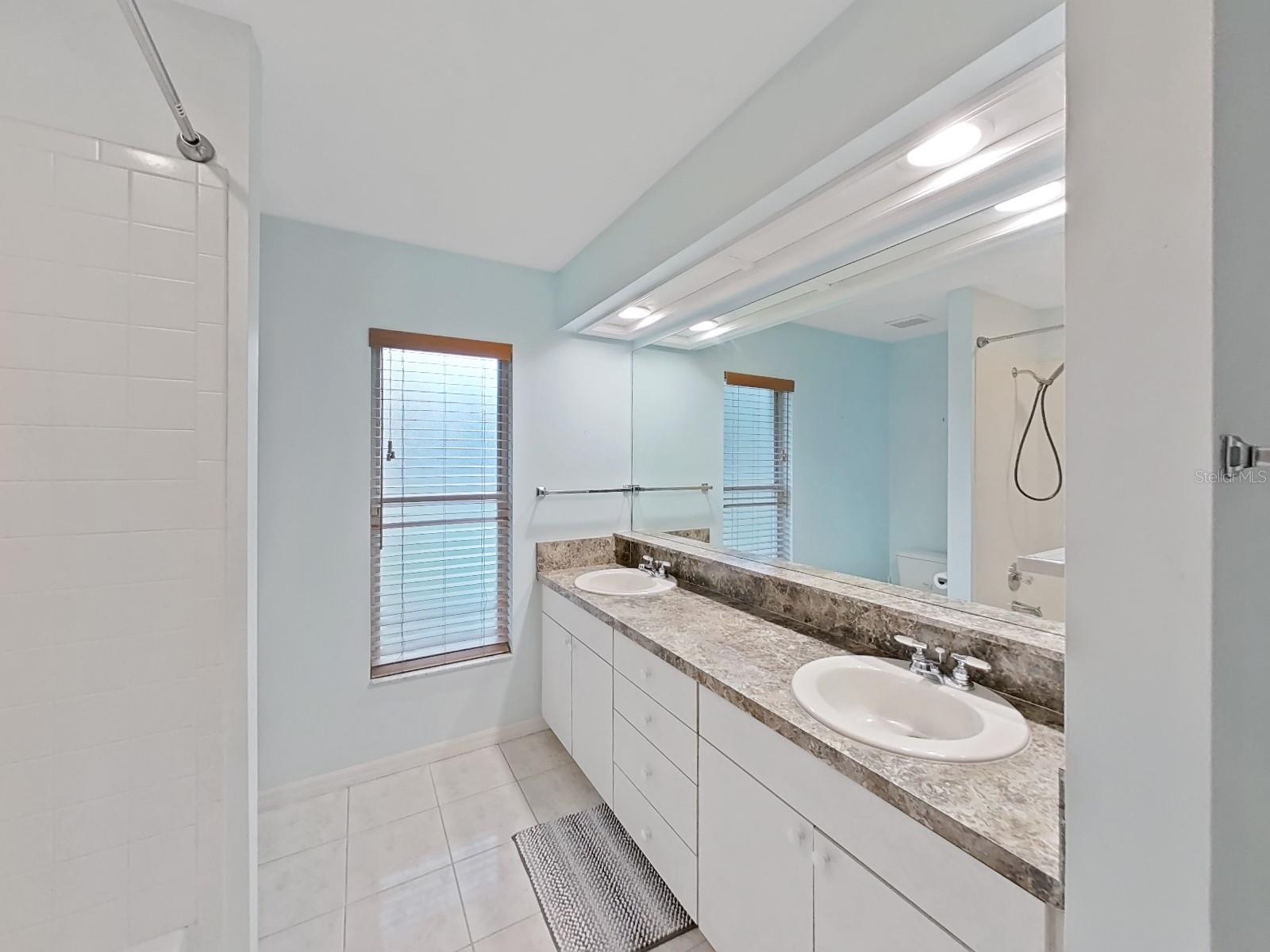 17307 OAK LEDGE DR, LUTZ, FL — photo 31