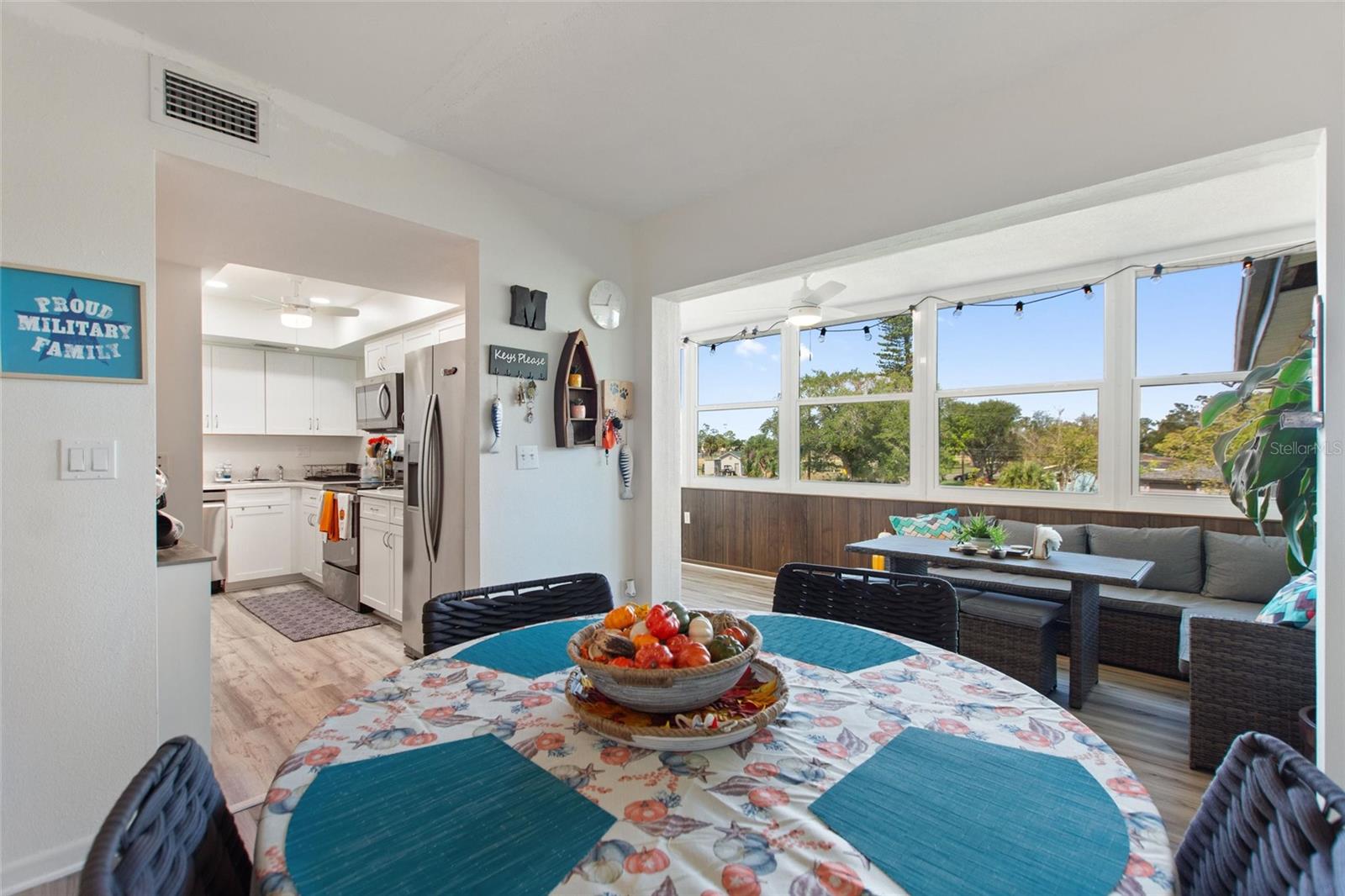 6100 12TH ST S #221, ST PETERSBURG, FL — photo 17