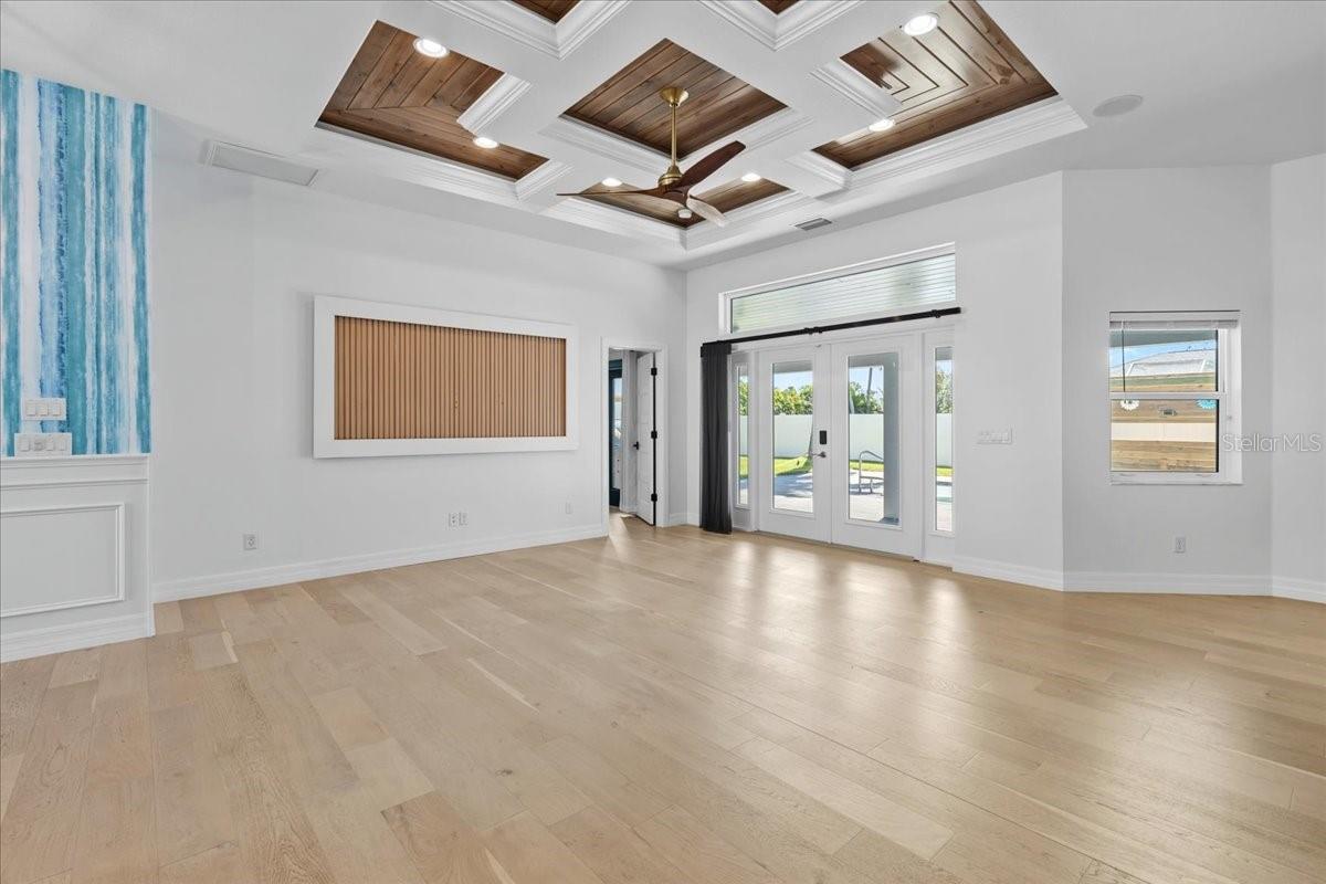 2415 W PRICE BLVD, NORTH PORT, FL — photo 13