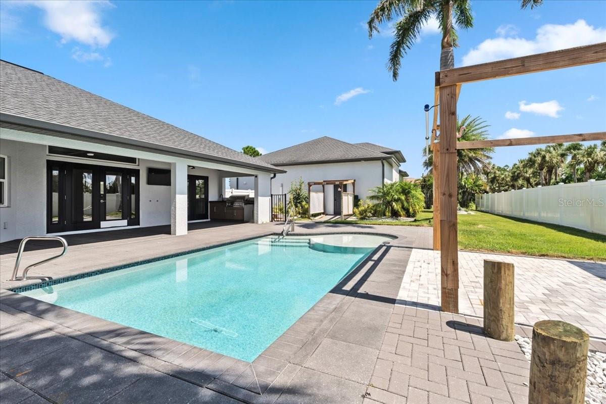 2415 W PRICE BLVD, NORTH PORT, FL — photo 72