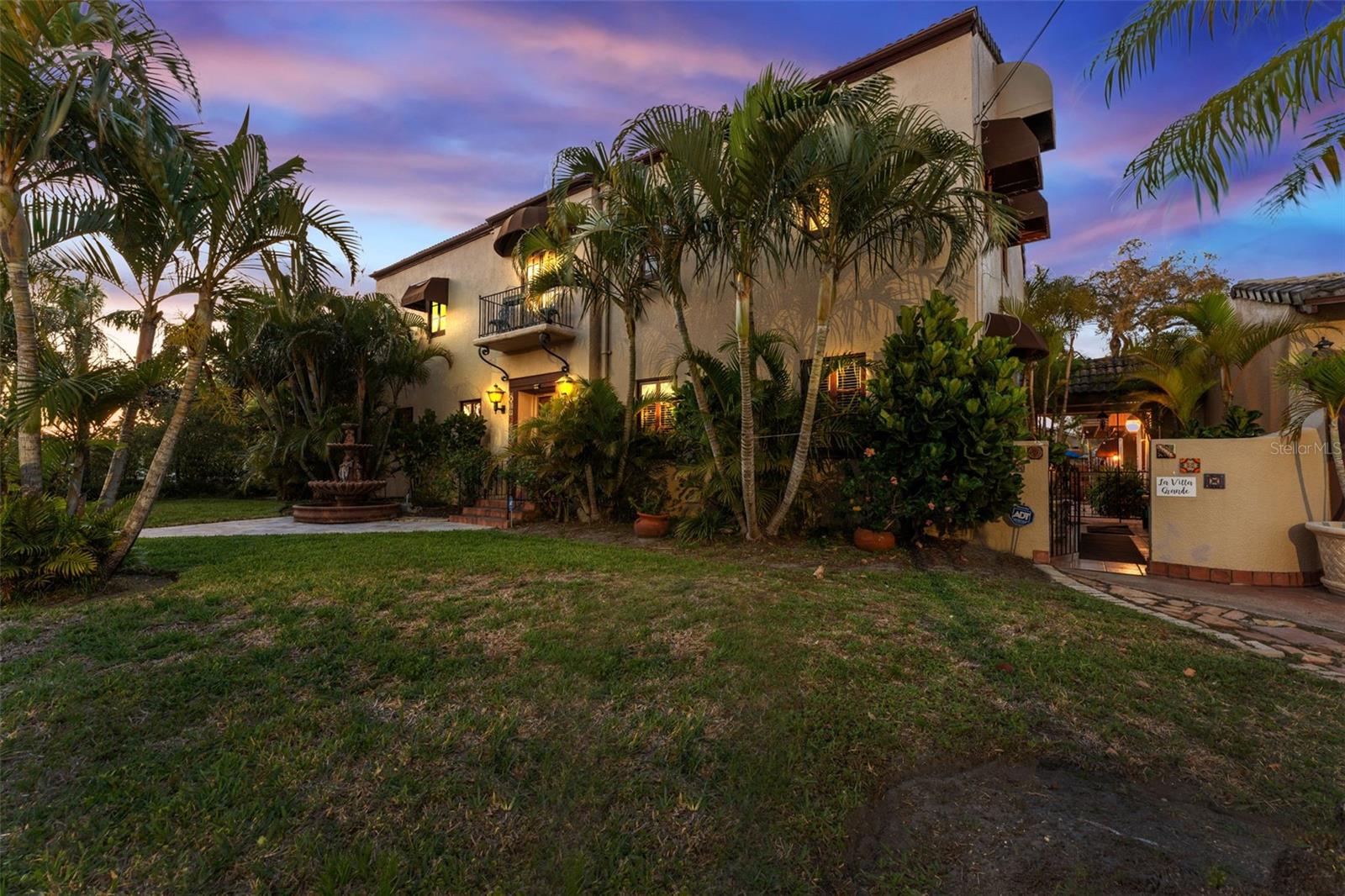 1500 MAPLE ST, CLEARWATER, FL — photo 9
