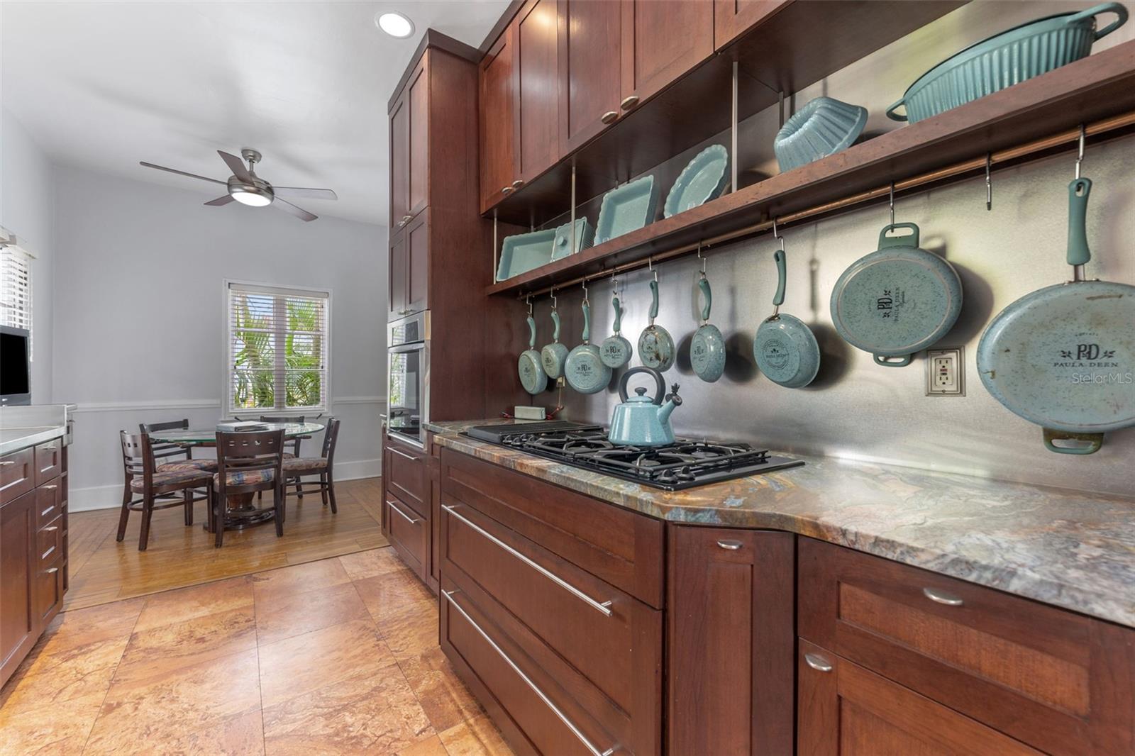1500 MAPLE ST, CLEARWATER, FL — photo 23