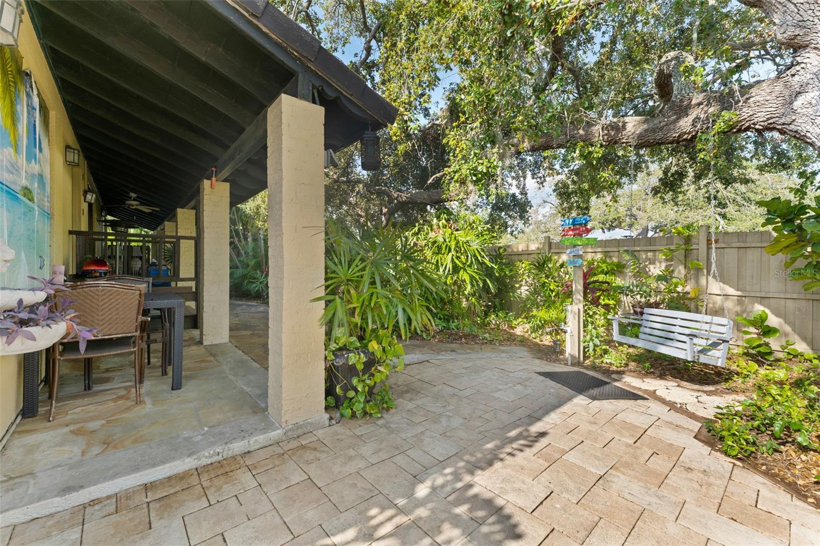 1500 MAPLE ST, CLEARWATER, FL — photo 40