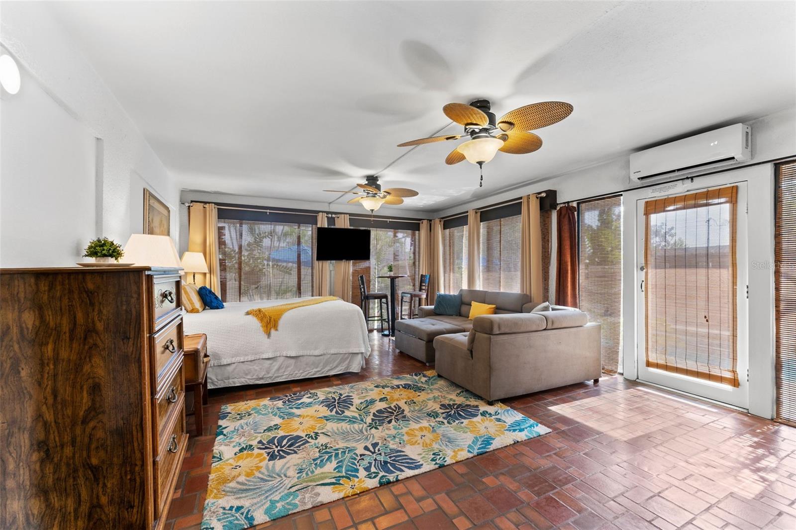 1500 MAPLE ST, CLEARWATER, FL — photo 47
