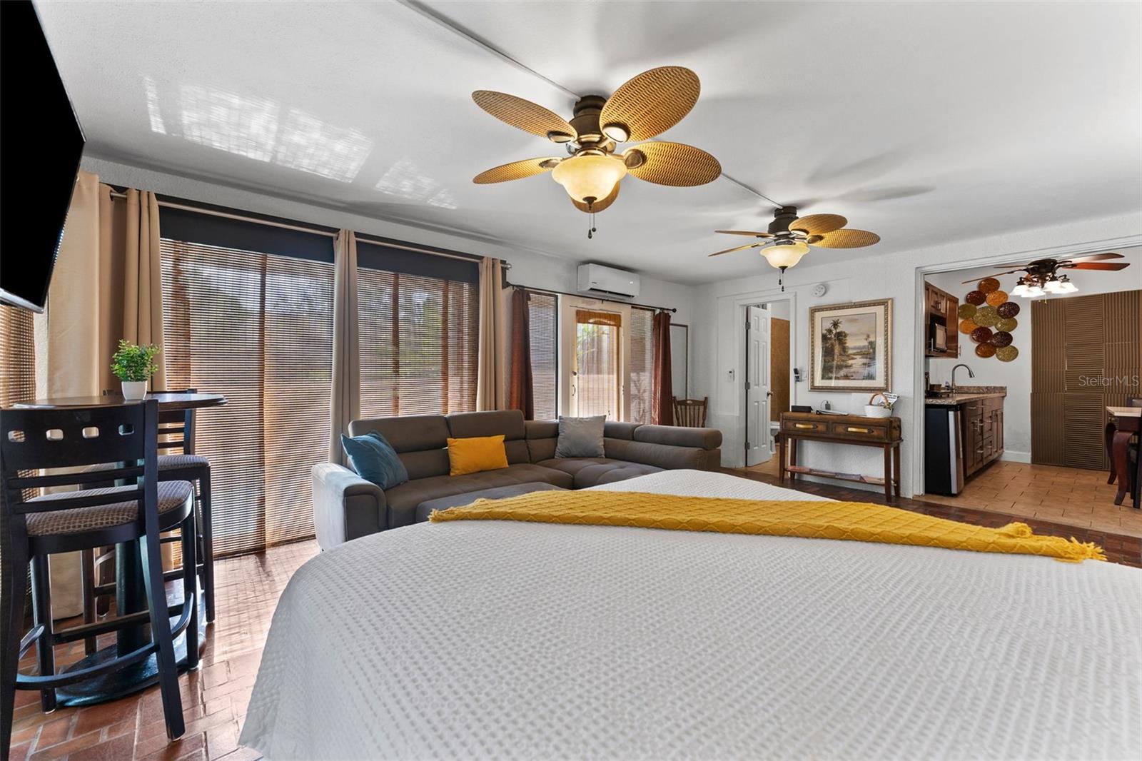 1500 MAPLE ST, CLEARWATER, FL — photo 49