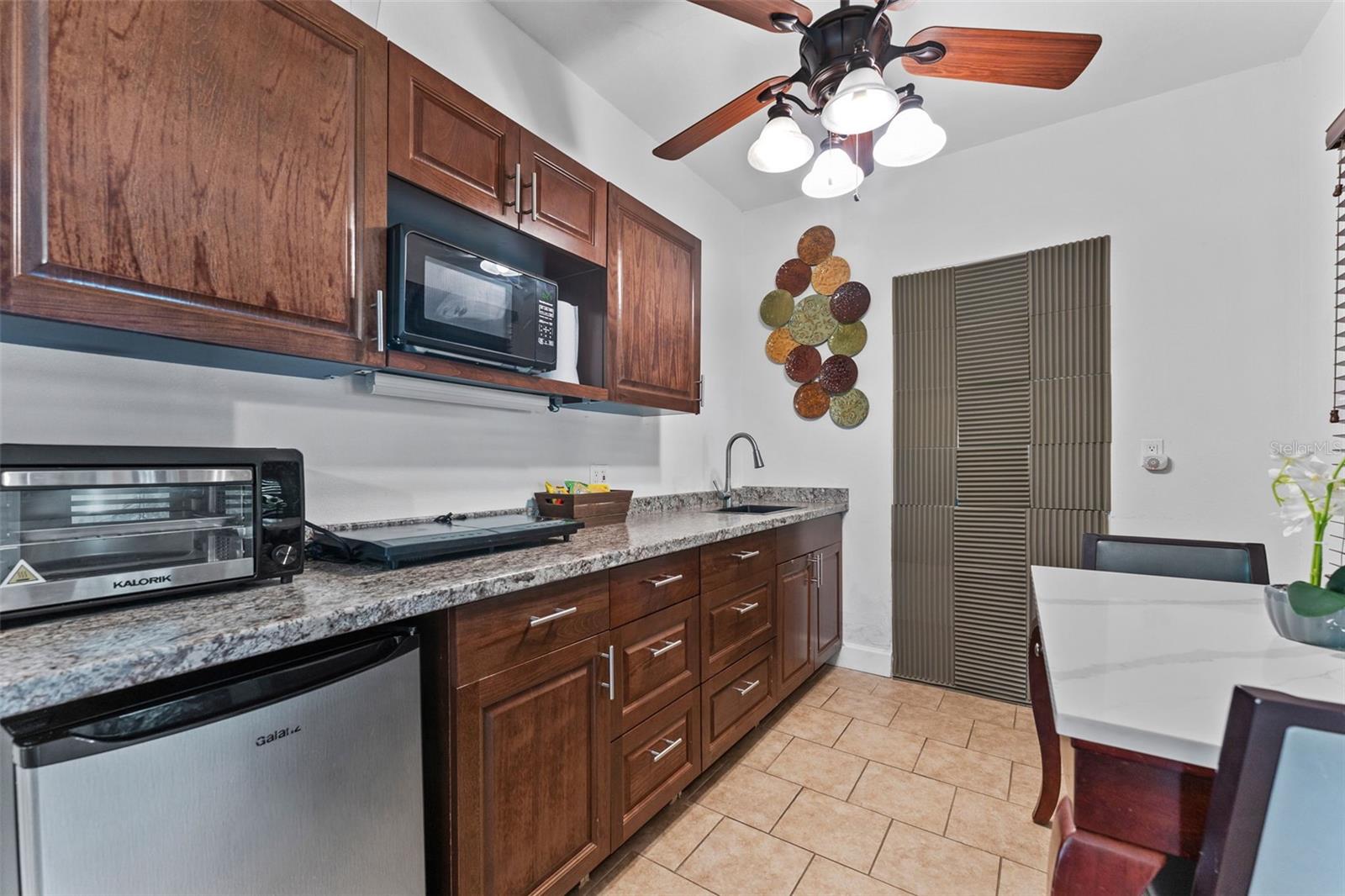 1500 MAPLE ST, CLEARWATER, FL — photo 51