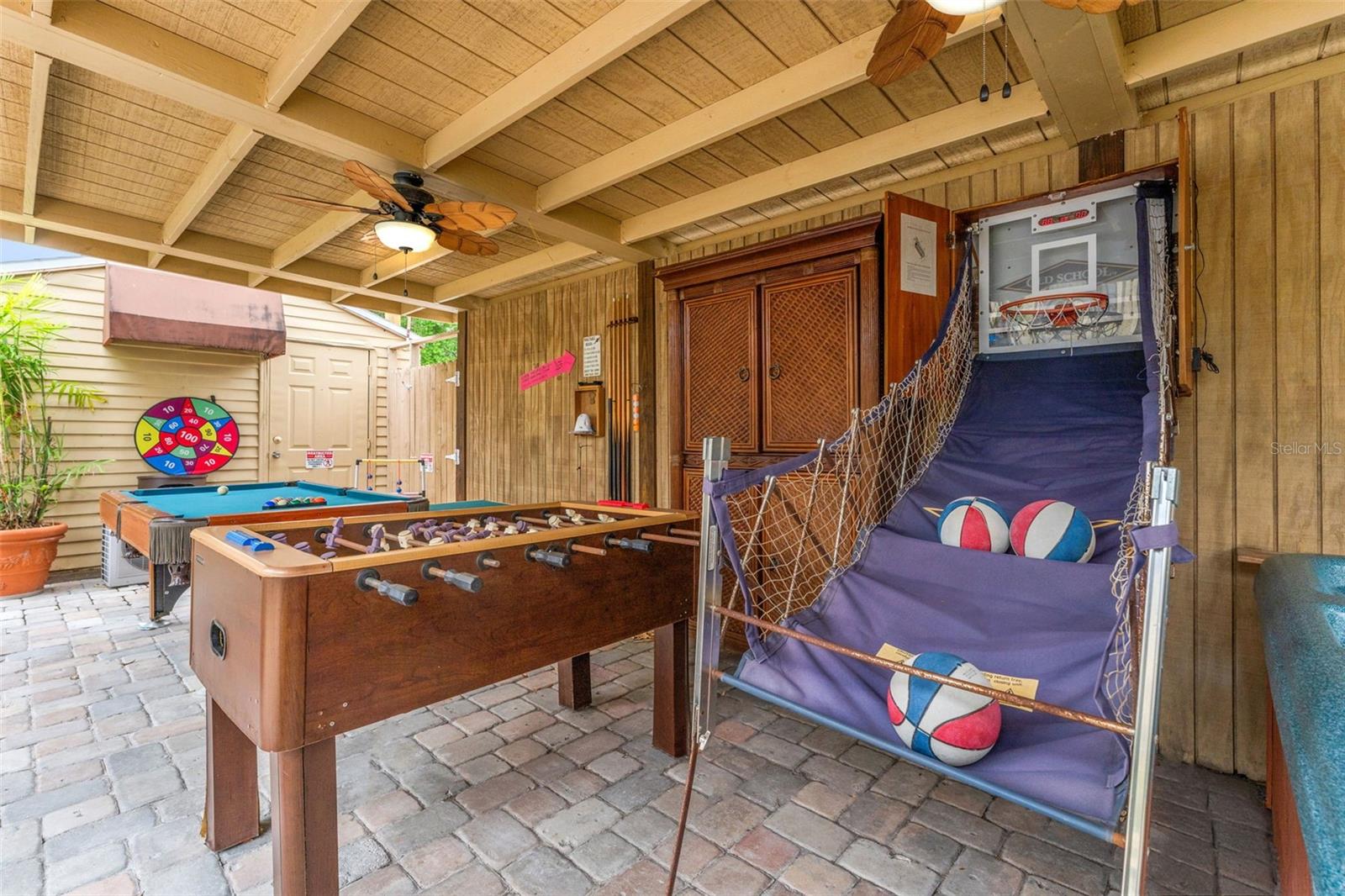 1500 MAPLE ST, CLEARWATER, FL — photo 68