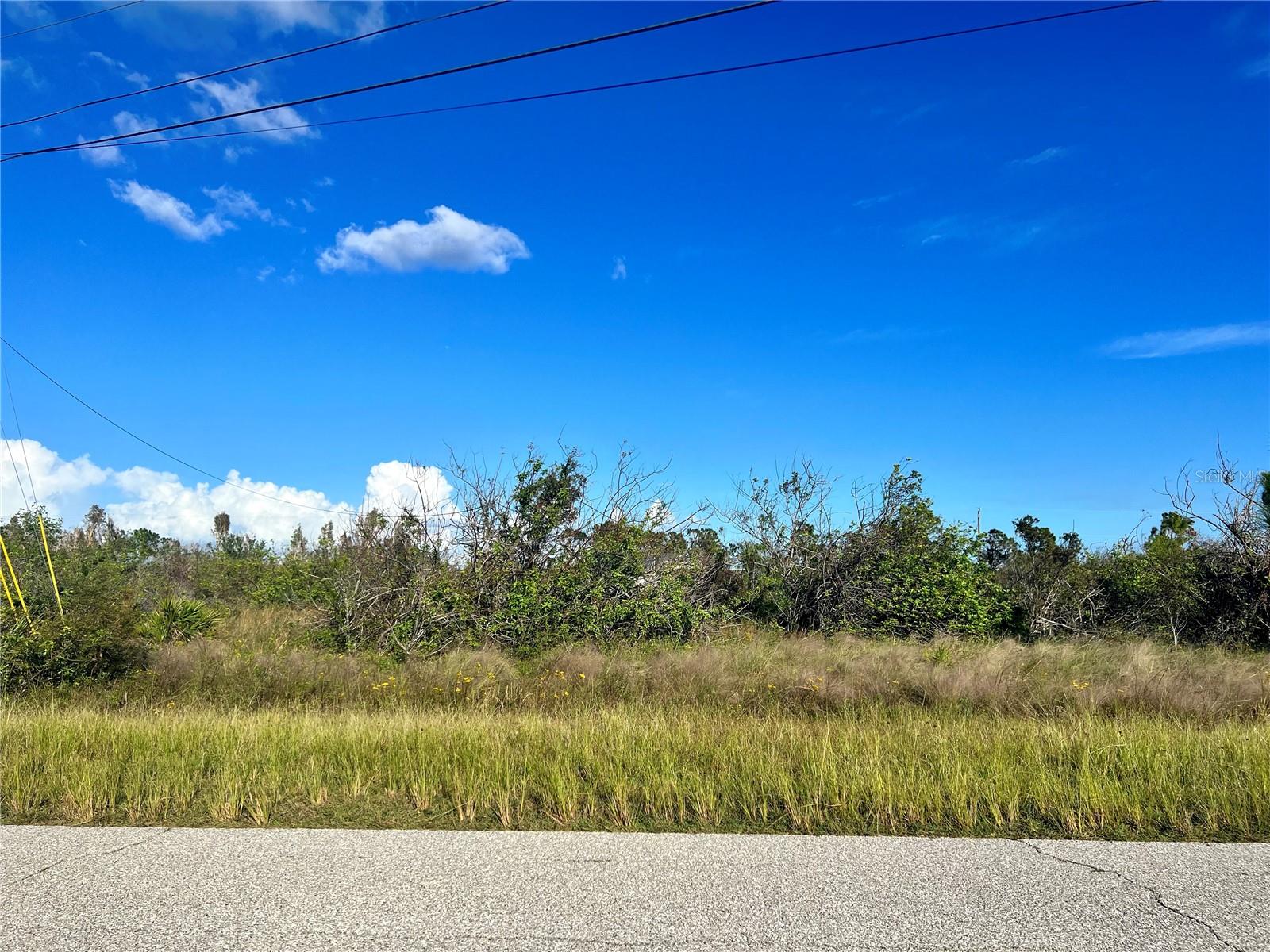9829 SHELBURNE CIR, PORT CHARLOTTE, FL