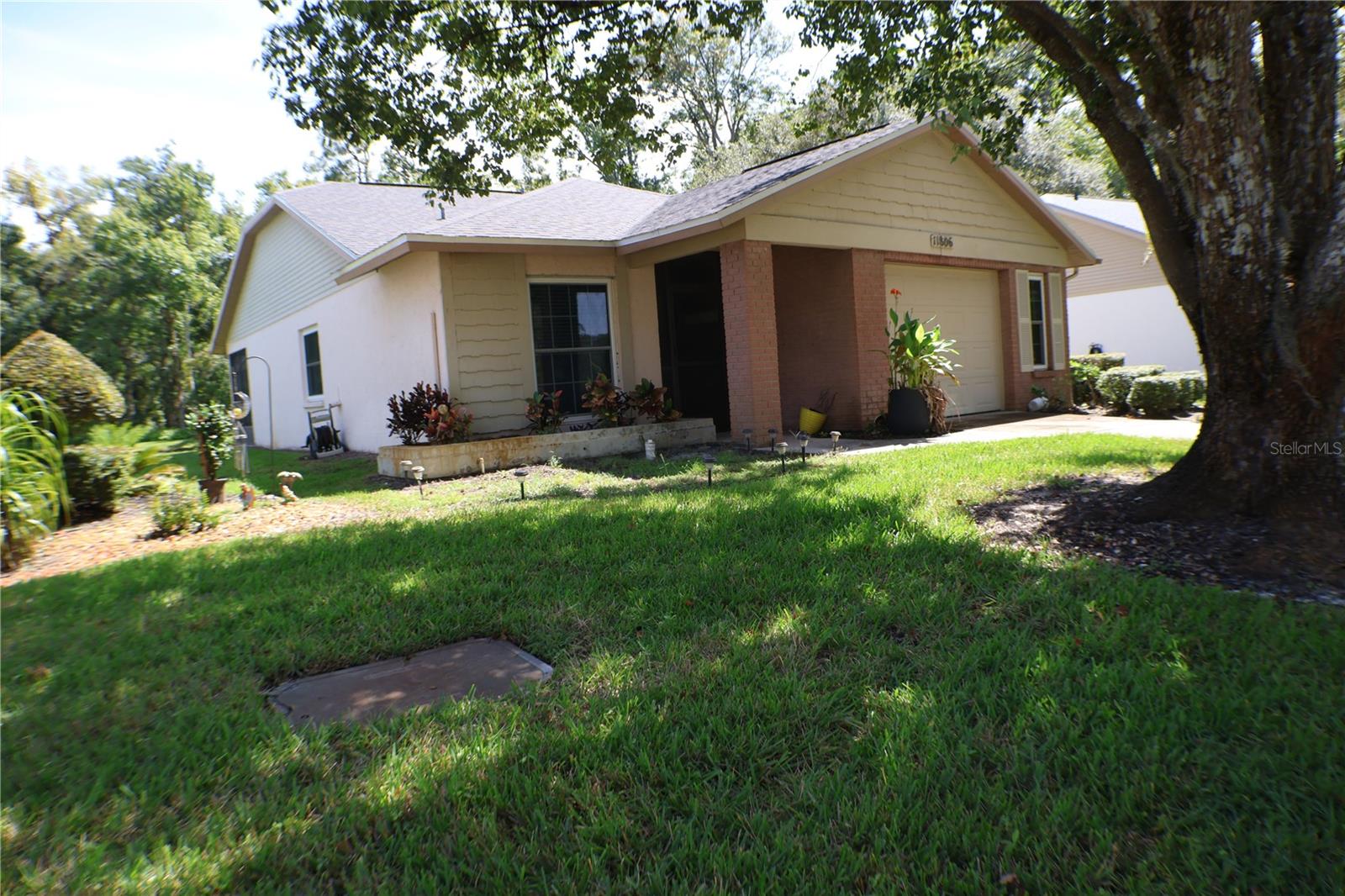 11806 WHITE ASH DR, NEW PORT RICHEY, FL — photo 32