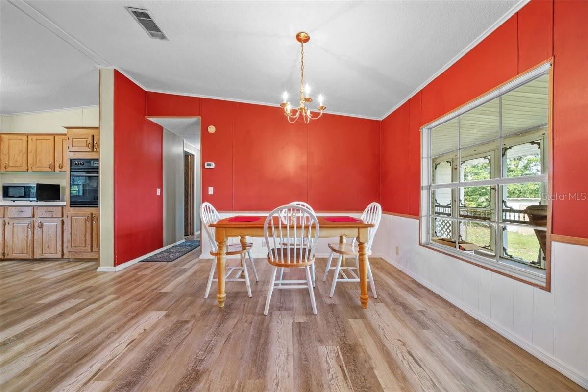 10865 SE TIMUCUAN RD, SUMMERFIELD, FL — photo 11