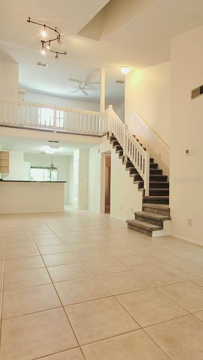5801 RED CEDAR LN, TAMPA, FL — photo 2