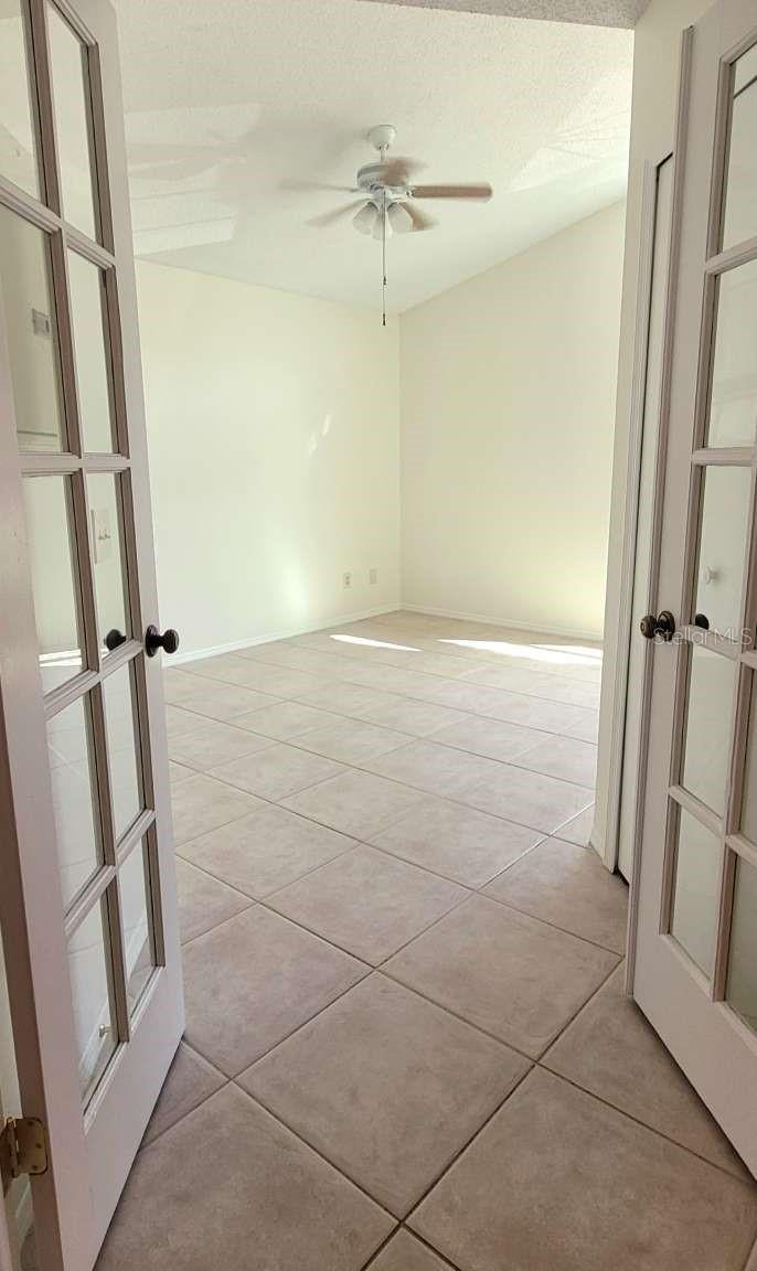 5801 RED CEDAR LN, TAMPA, FL — photo 5
