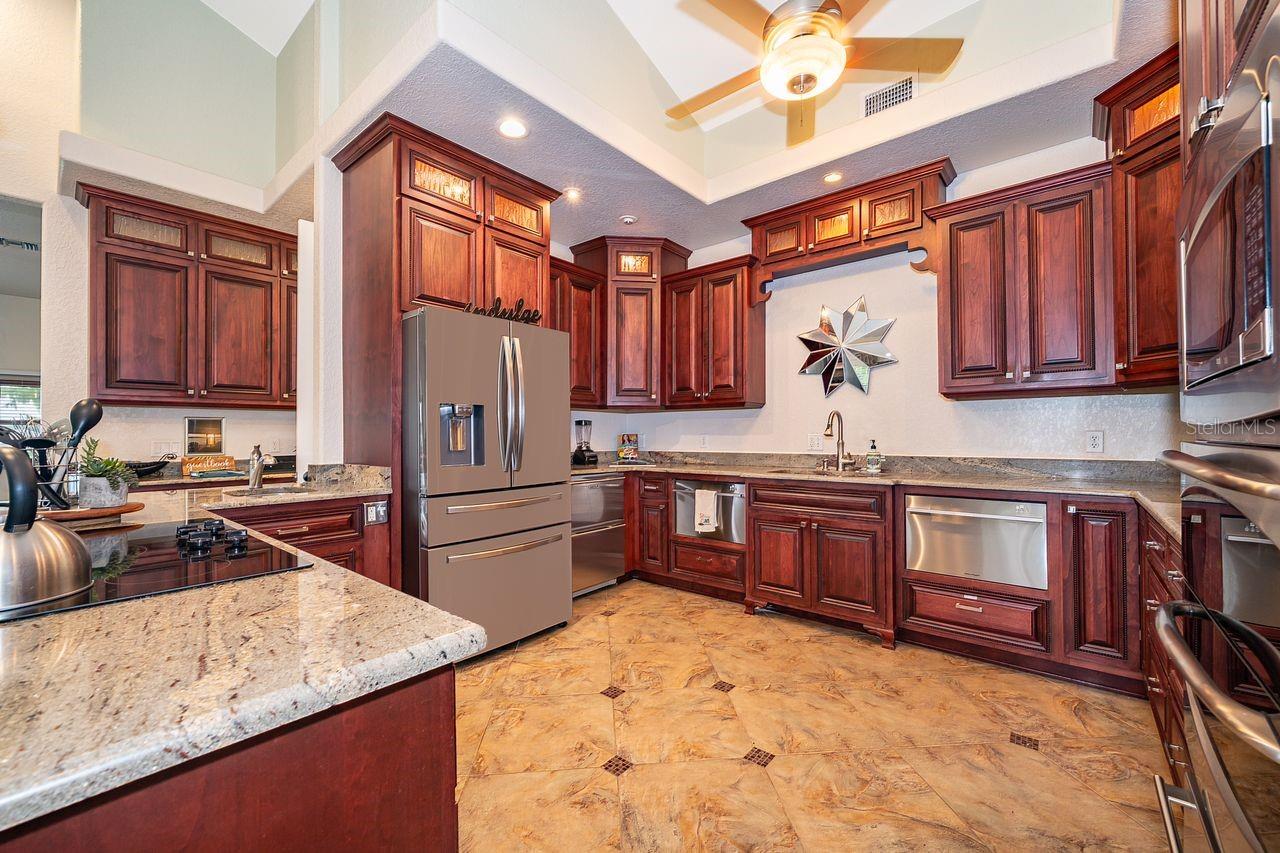 2339 NEPTUNE RD #Unit A, KISSIMMEE, FL — photo 11
