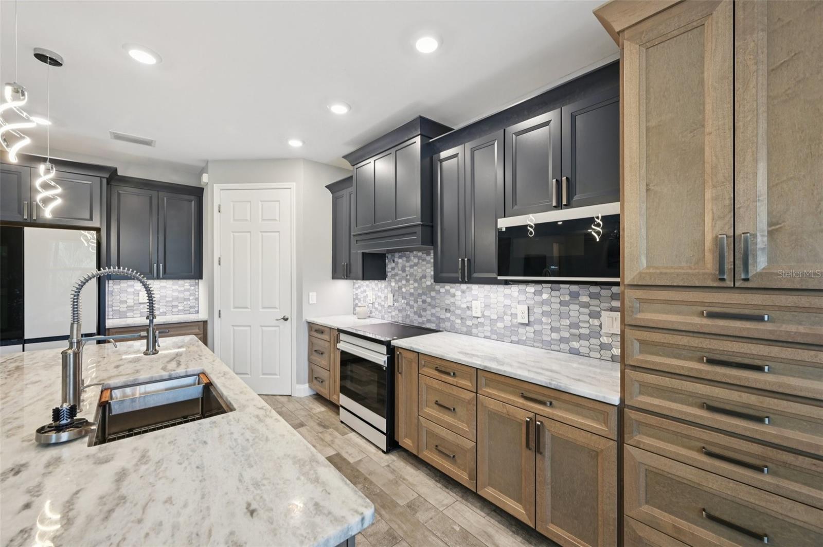 15301 CHINOOK WAY, PORT CHARLOTTE, FL — photo 14