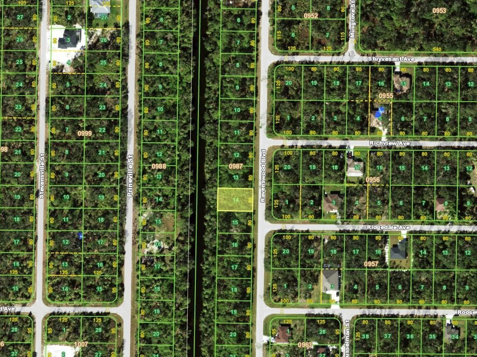 111 RAVENSWOOD BLVD, PORT CHARLOTTE, FL — photo 1
