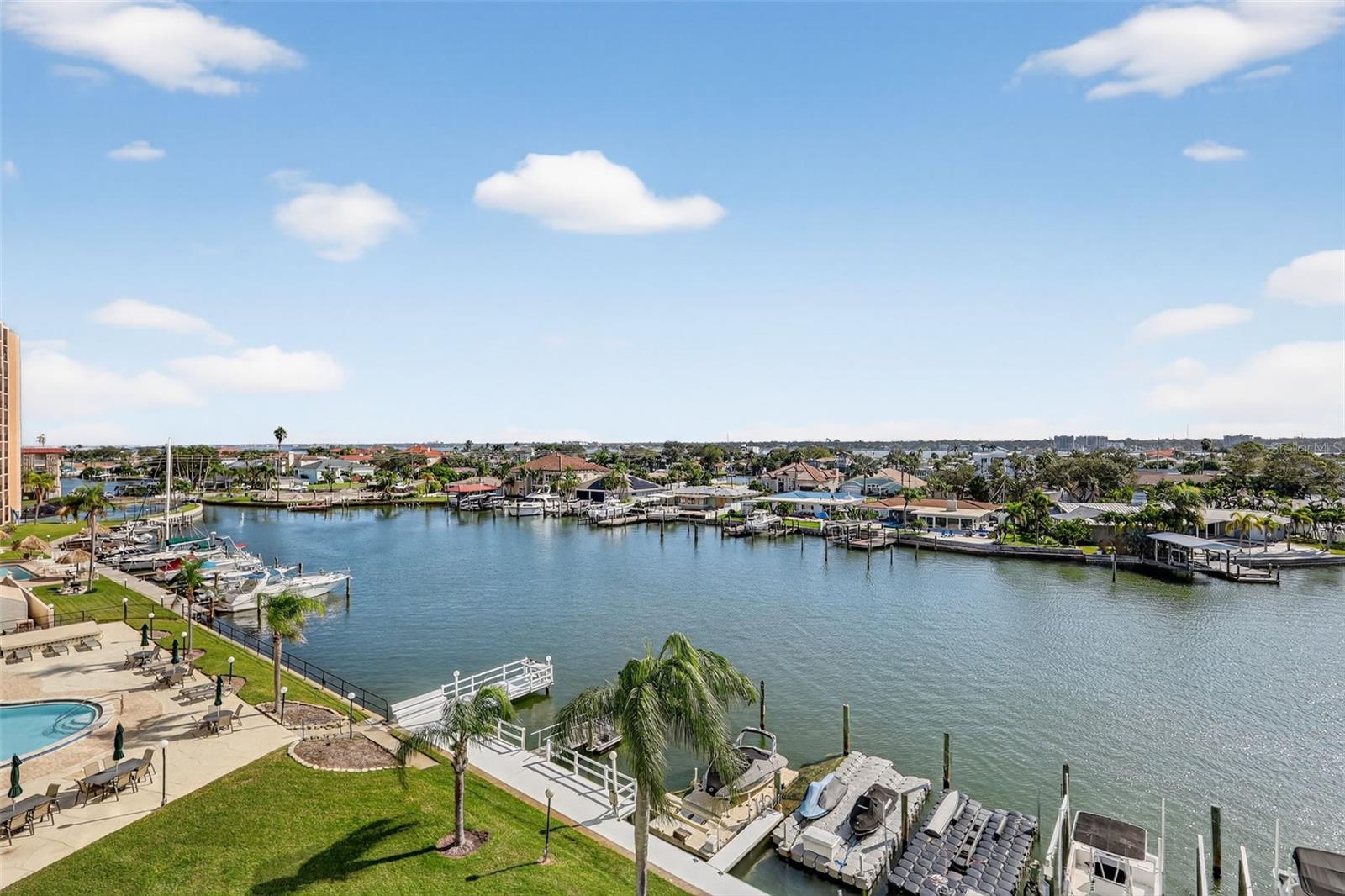 31 ISLAND WAY #408, CLEARWATER BEACH, FL — photo 7