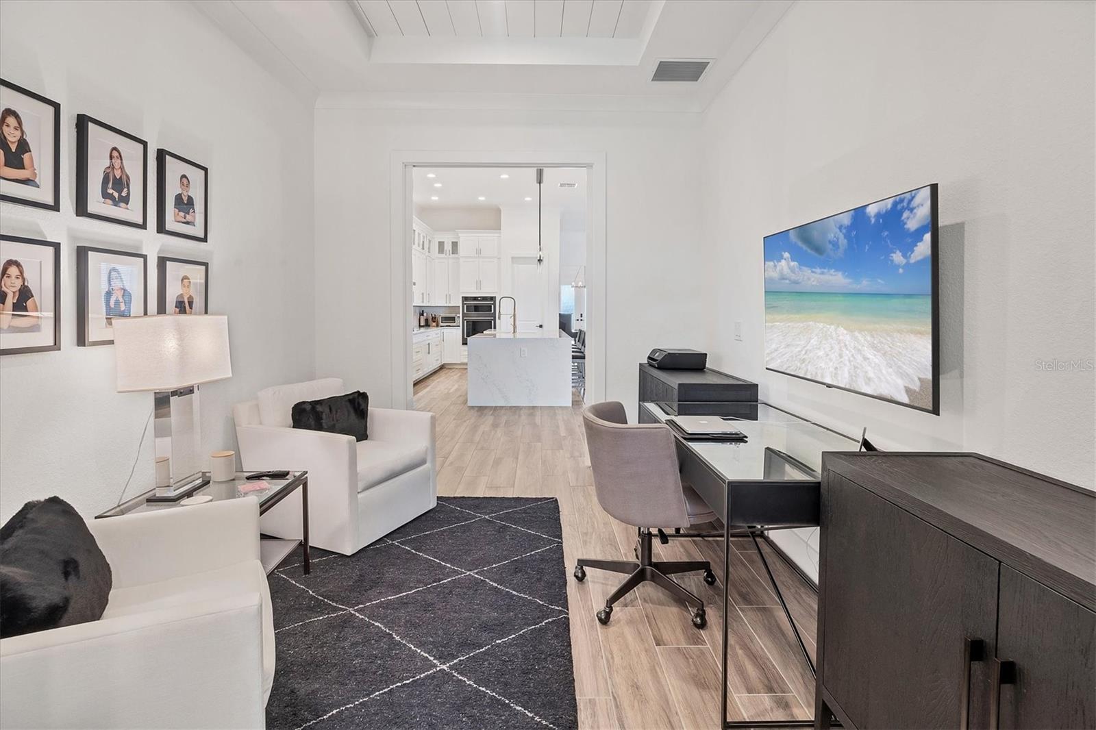 8195 REDONDA LOOP, LAKEWOOD RANCH, FL — photo 19