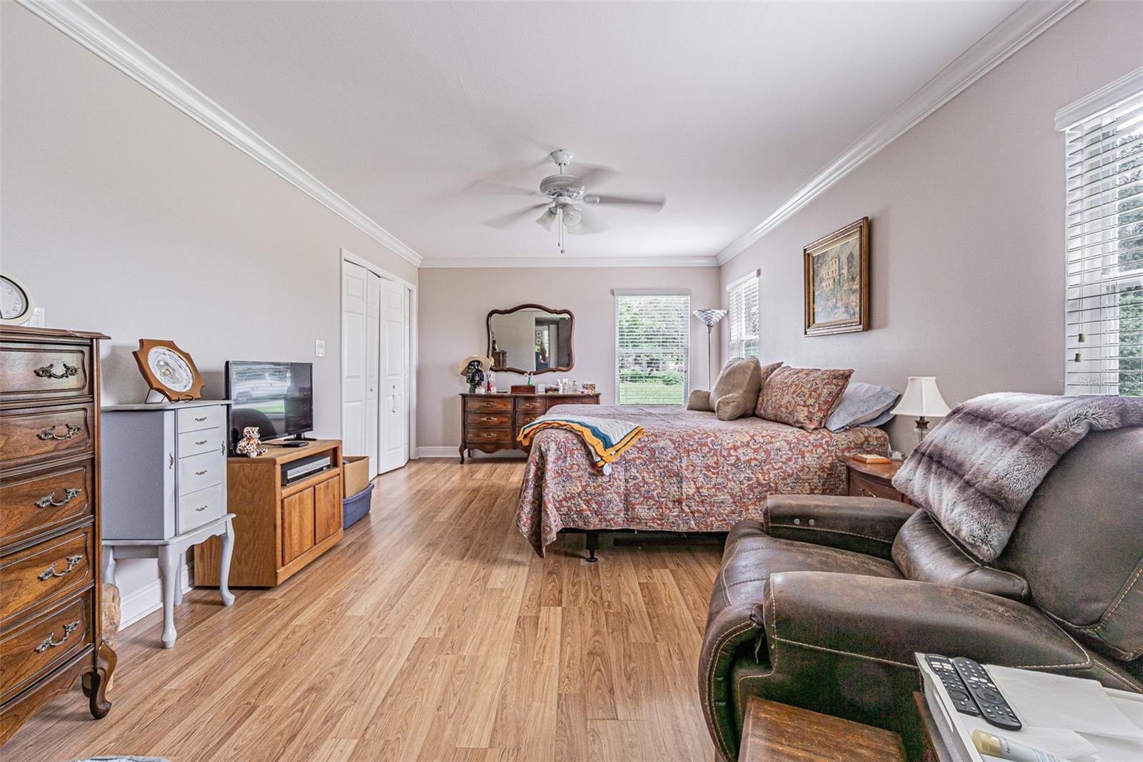 912 RIVERSIDE DR, TARPON SPRINGS, FL — photo 19