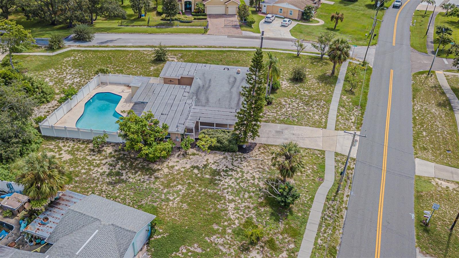 912 RIVERSIDE DR, TARPON SPRINGS, FL — photo 7