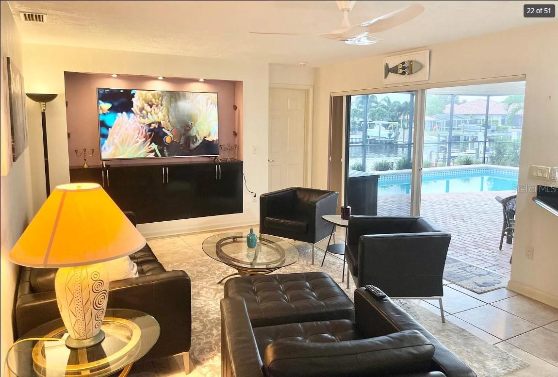 2001 HAWAII AVE NE, ST PETERSBURG, FL — photo 23
