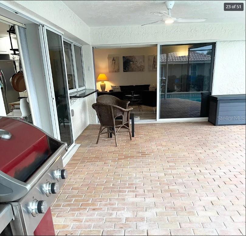 2001 HAWAII AVE NE, ST PETERSBURG, FL — photo 24
