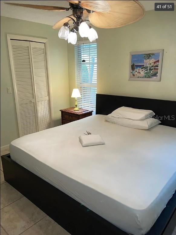 2001 HAWAII AVE NE, ST PETERSBURG, FL — photo 42