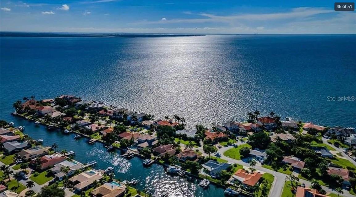 2001 HAWAII AVE NE, ST PETERSBURG, FL — photo 47