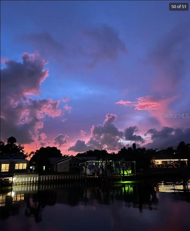 2001 HAWAII AVE NE, ST PETERSBURG, FL — photo 50