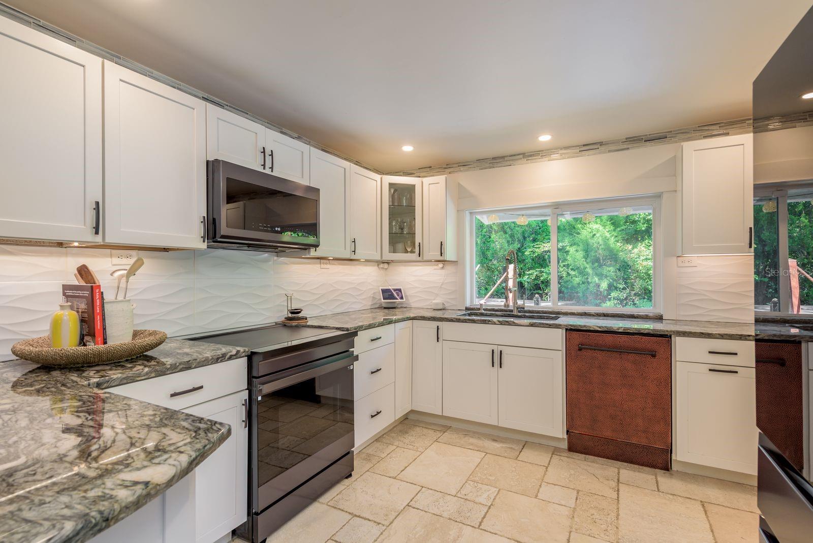 1880 N WASHINGTON AVE, CLEARWATER, FL — photo 16