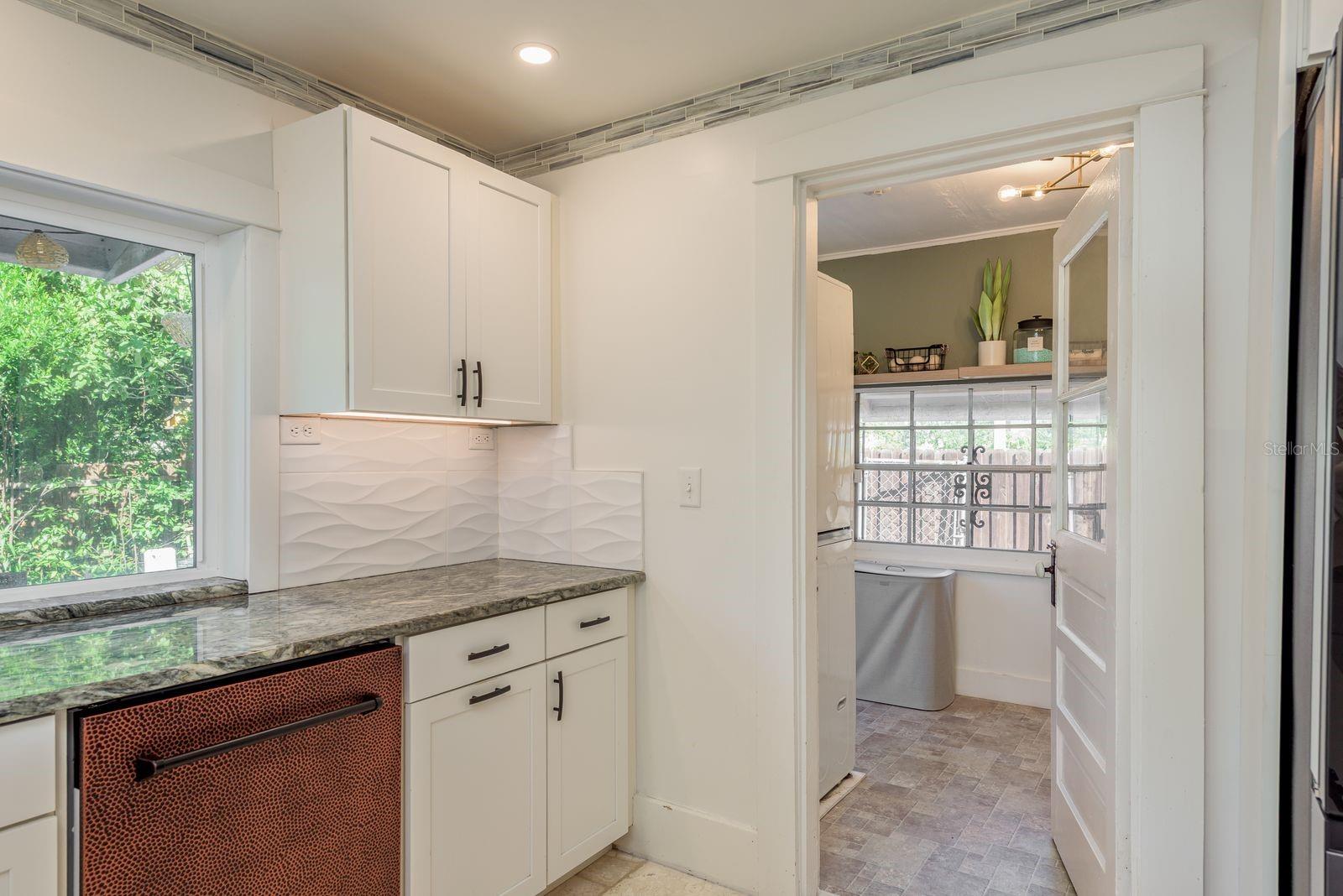 1880 N WASHINGTON AVE, CLEARWATER, FL — photo 18
