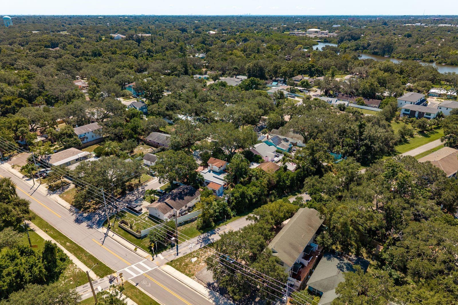 1880 N WASHINGTON AVE, CLEARWATER, FL — photo 72
