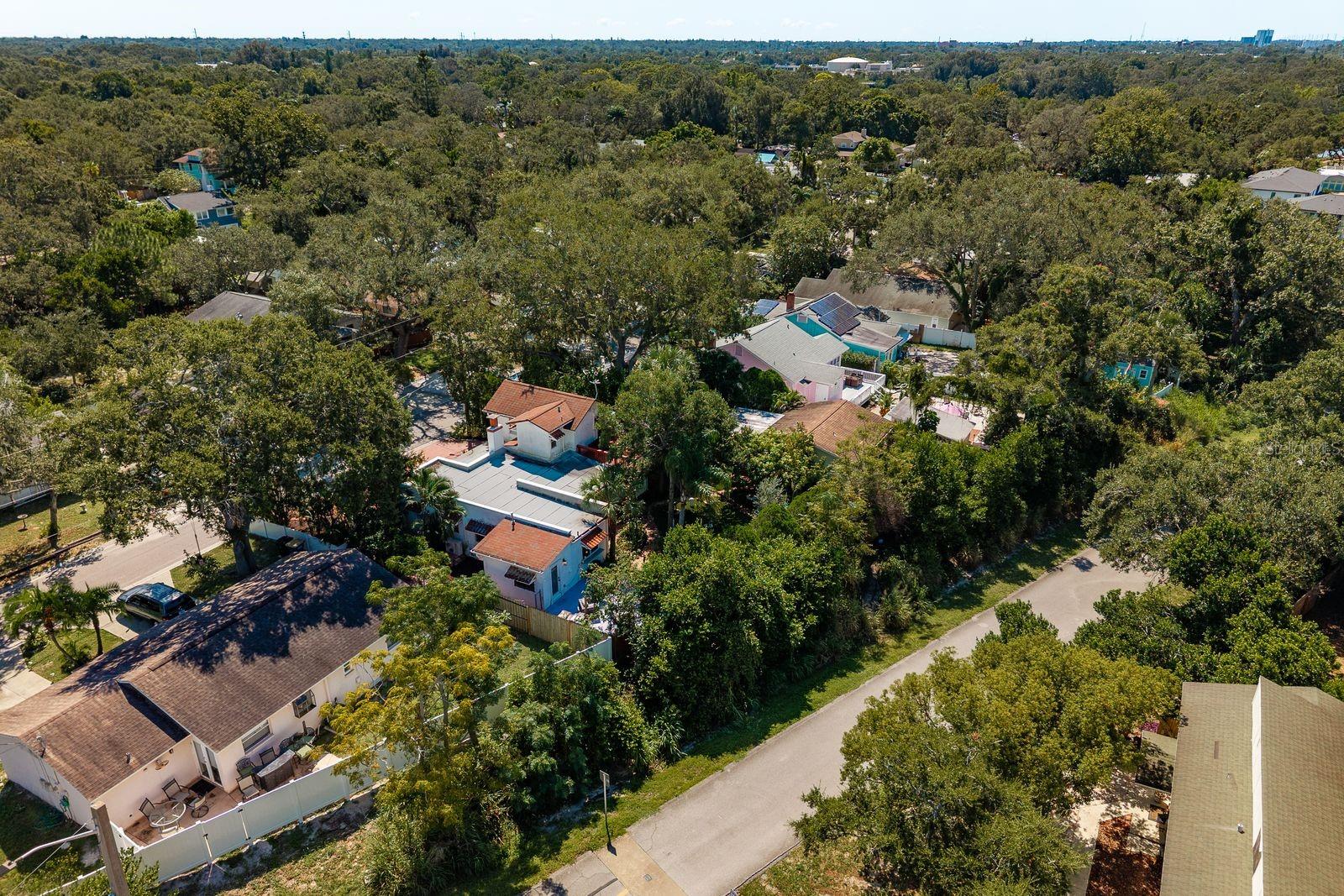 1880 N WASHINGTON AVE, CLEARWATER, FL — photo 74