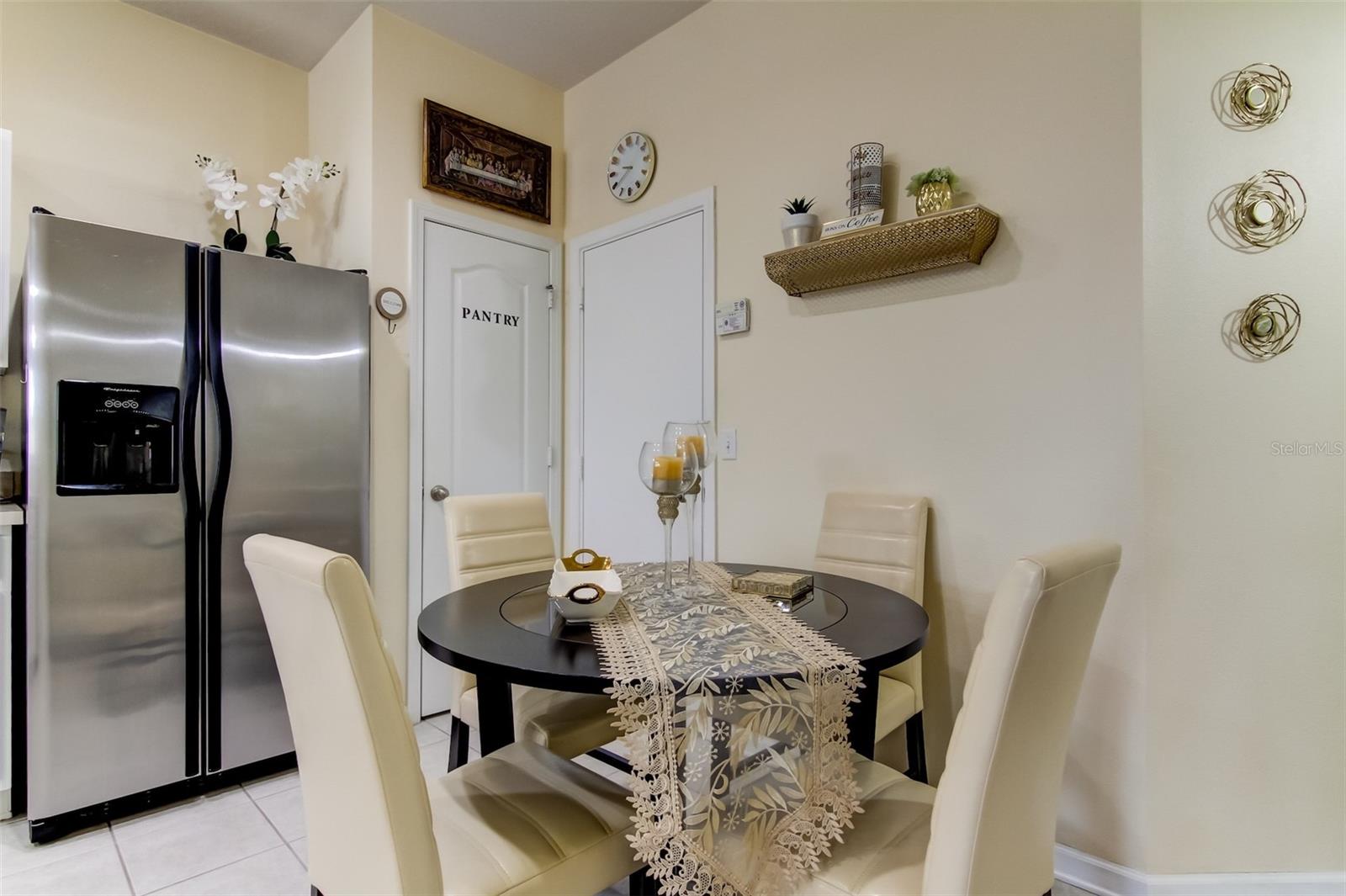 26642 CASTLEVIEW WAY, WESLEY CHAPEL, FL — photo 4