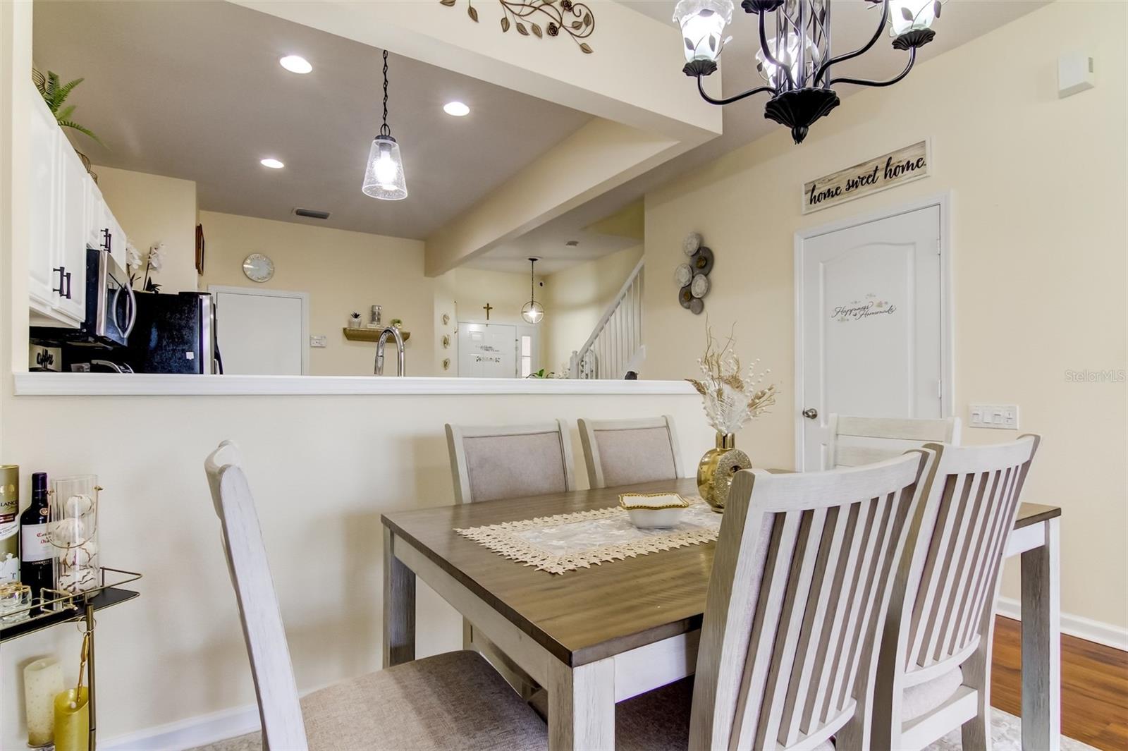 26642 CASTLEVIEW WAY, WESLEY CHAPEL, FL — photo 17
