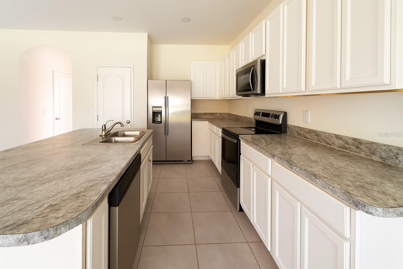 1288 YELLOW FINCH DR, DAVENPORT, FL — photo 5