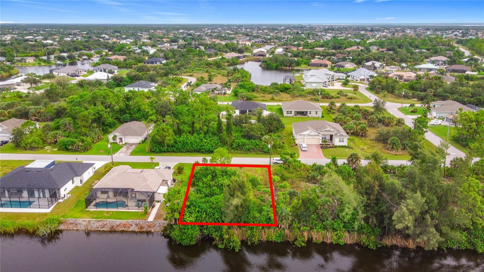 15149 AMSTERDAM AVE, PORT CHARLOTTE, FL — photo 3