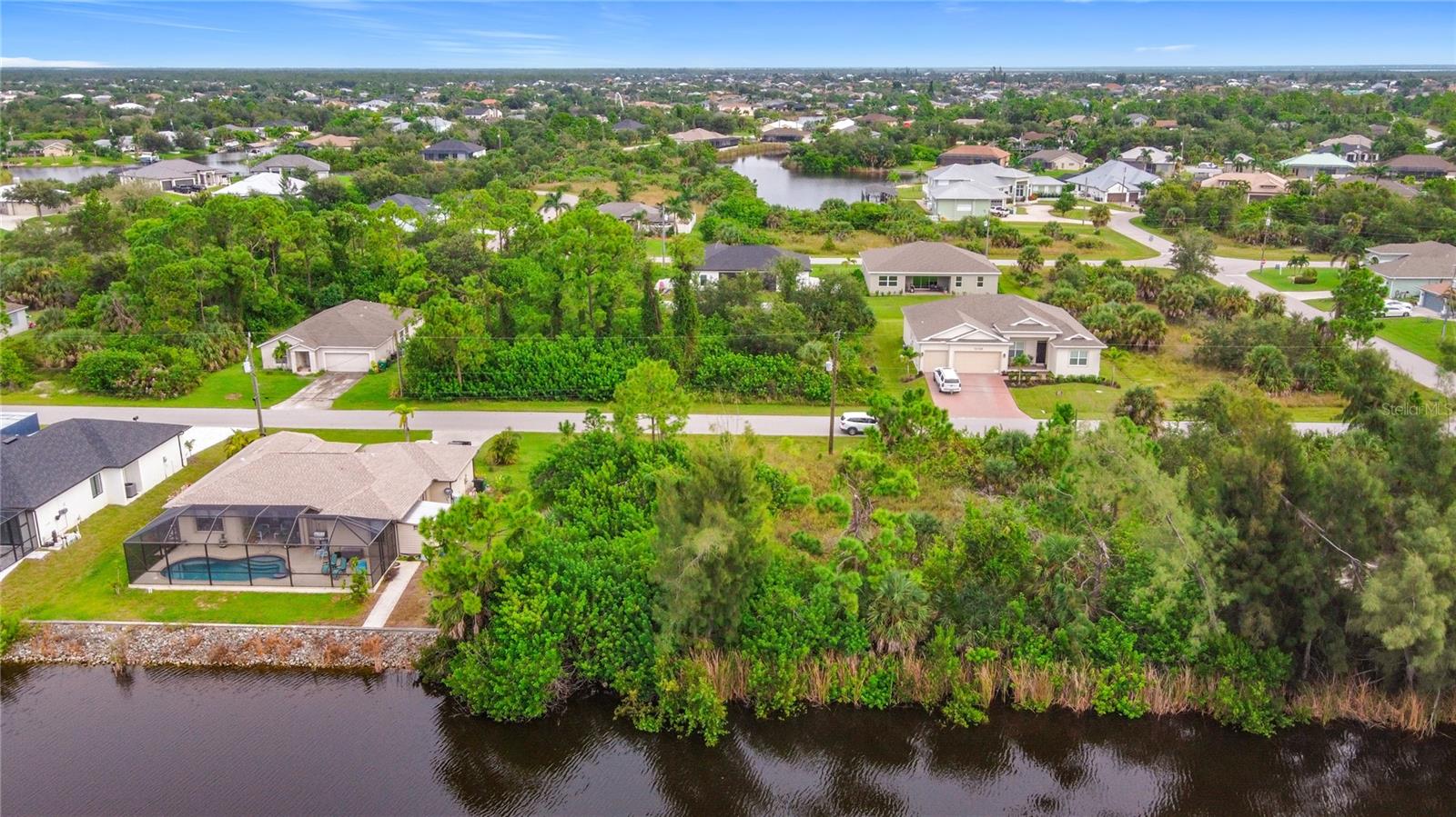 15149 AMSTERDAM AVE, PORT CHARLOTTE, FL — photo 21