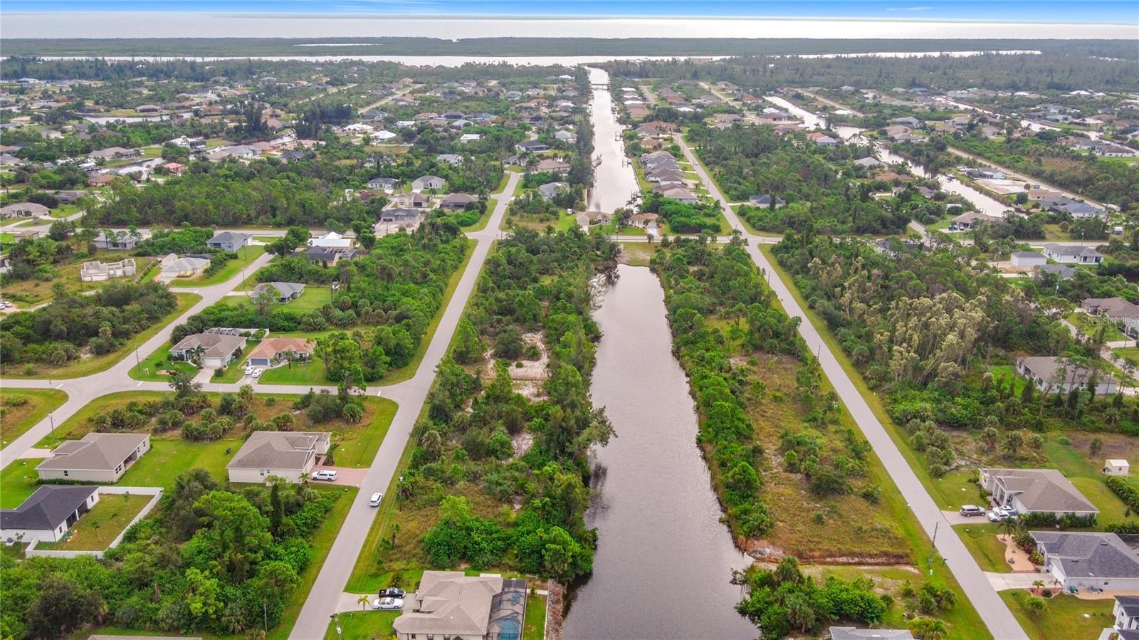 15149 AMSTERDAM AVE, PORT CHARLOTTE, FL — photo 24