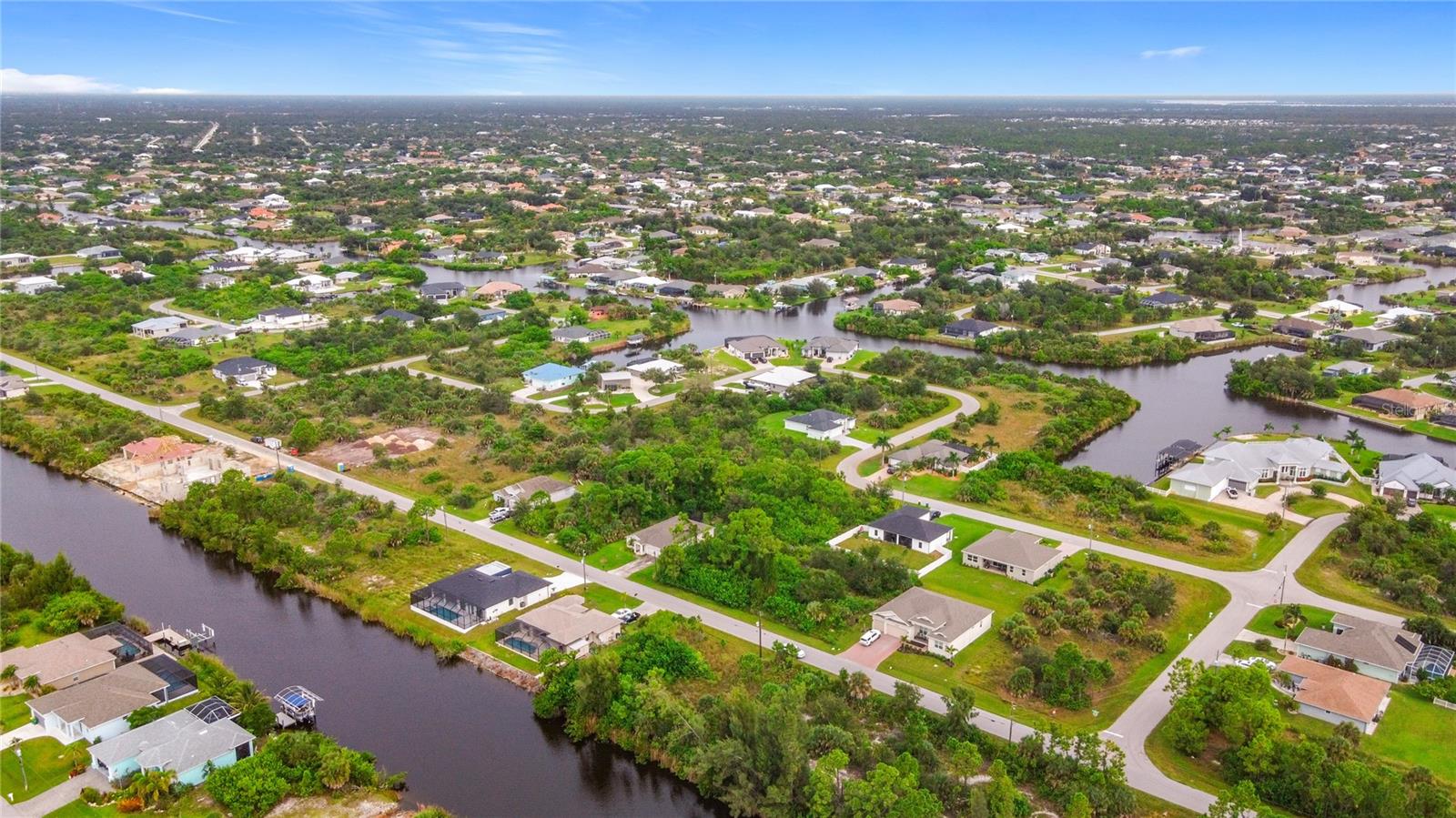 15149 AMSTERDAM AVE, PORT CHARLOTTE, FL — photo 26